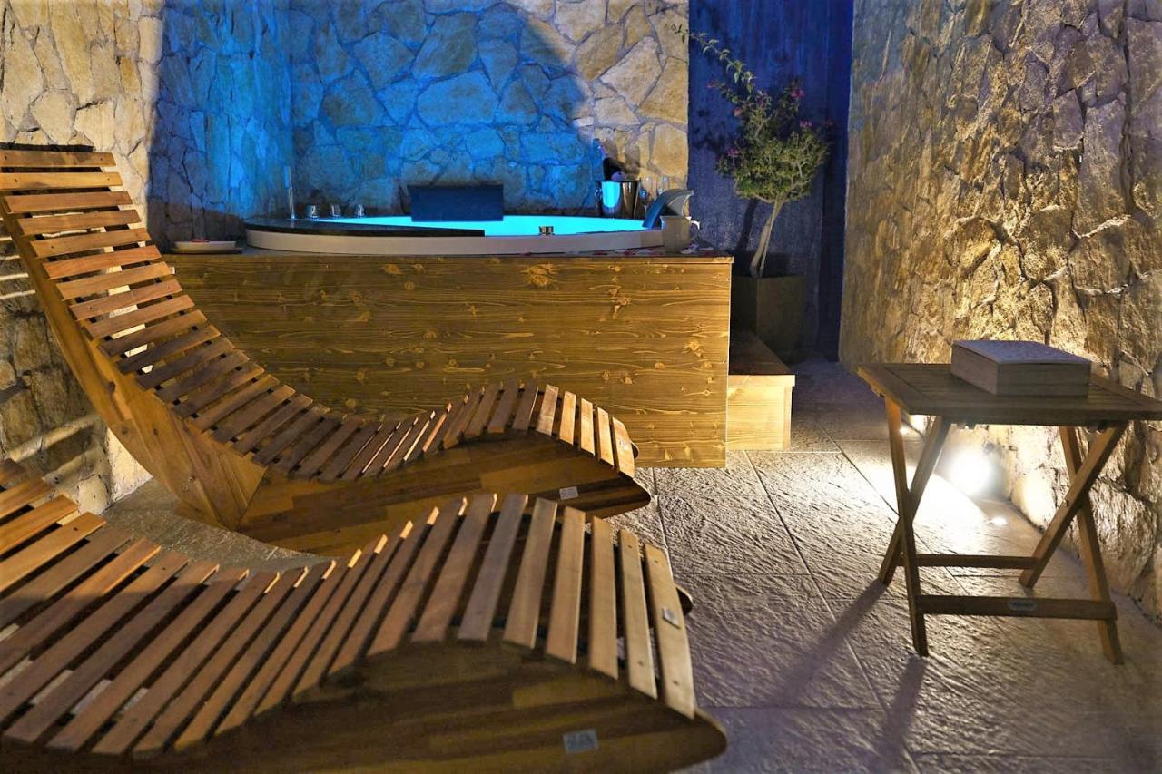 Spa Room Sicilia - Intera Casa Con Spa Privata Jacuzzi Sauna Bagno Di Vapore Ad Uso Illimitato Rosolini Extérieur photo