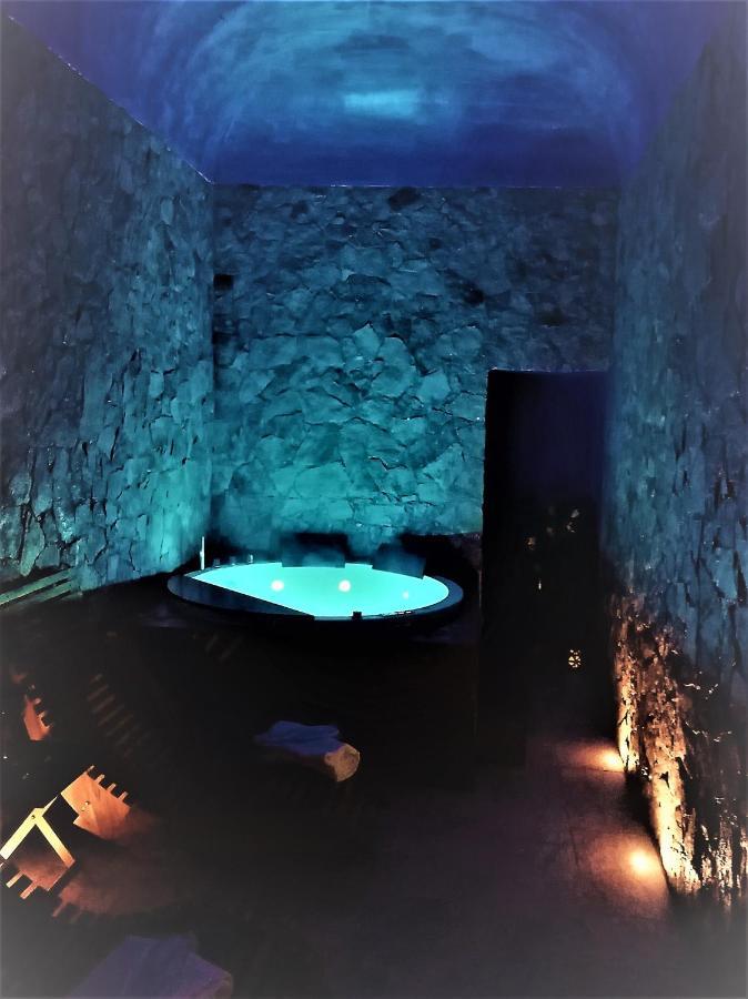 Spa Room Sicilia - Intera Casa Con Spa Privata Jacuzzi Sauna Bagno Di Vapore Ad Uso Illimitato Rosolini Extérieur photo